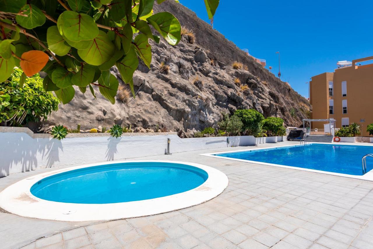 Beachfront Triplex With Swimming Pool & Parking Radazul Εξωτερικό φωτογραφία